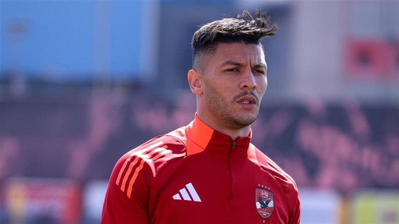 خبير لوائح: الأهلي ملزم قانونًأ بسداد جميع المزايا المالية للاعب المغربي أشرف داري